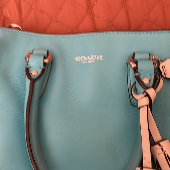Small coach purse beautiful teal with cross body strap - Picture 2 of 5
